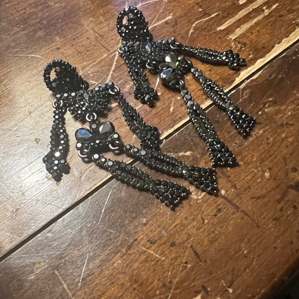 Elegant Black Faux Gem Skeleton Earrings